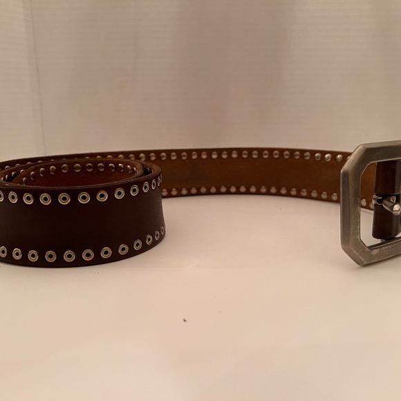 Leather belt - Picture 3 of 3